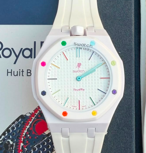Audemars Piguet x Swatch Royal
Pop Huit Blanc
