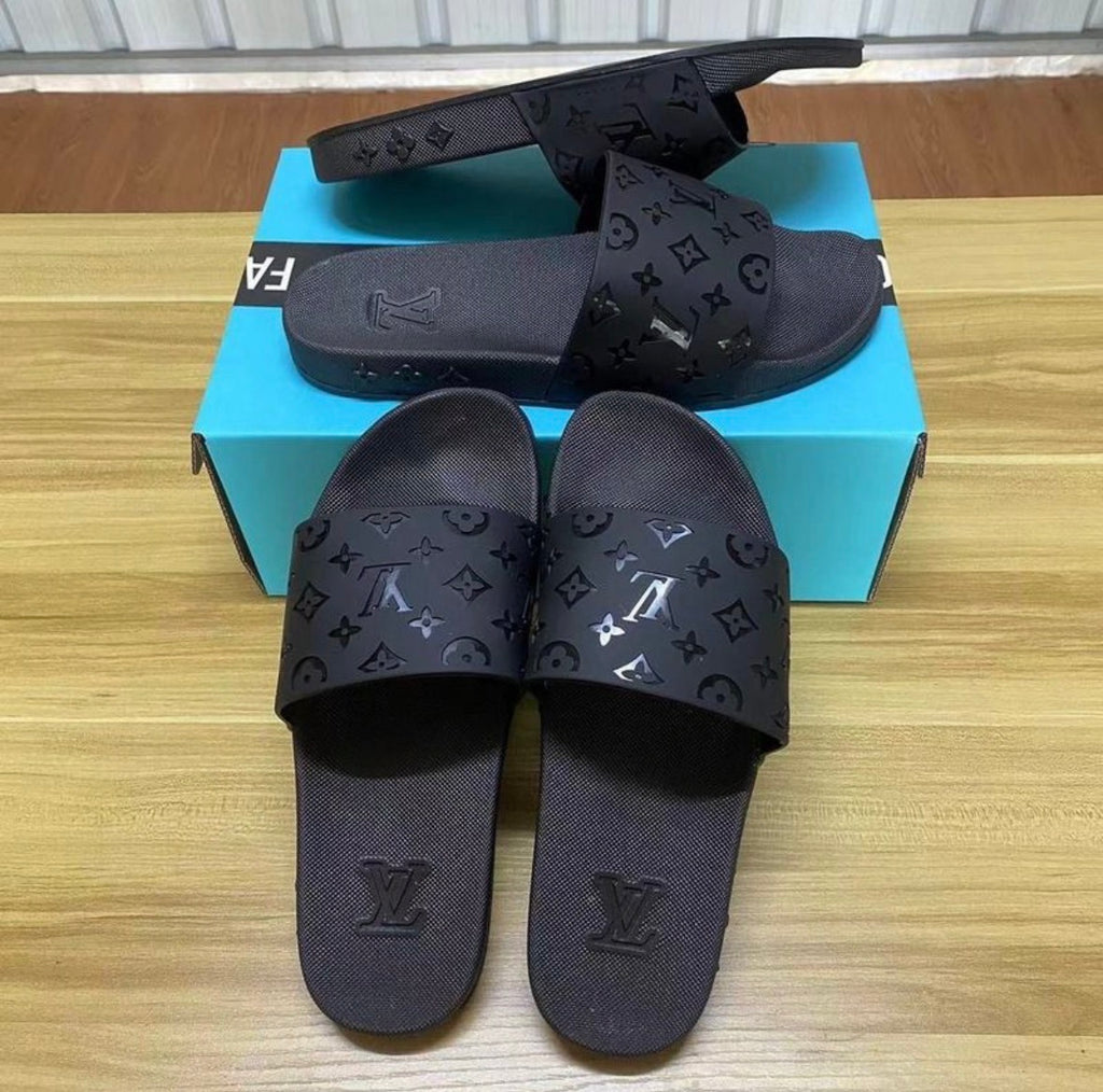 Ciabatte Louis Vuitton (3 varianti)