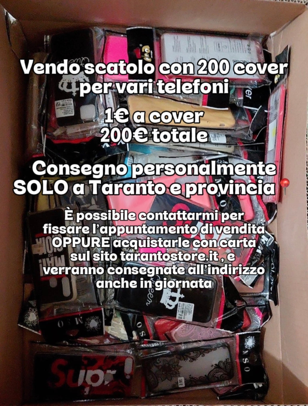 Scatolo con 200 cover per vari cellulari