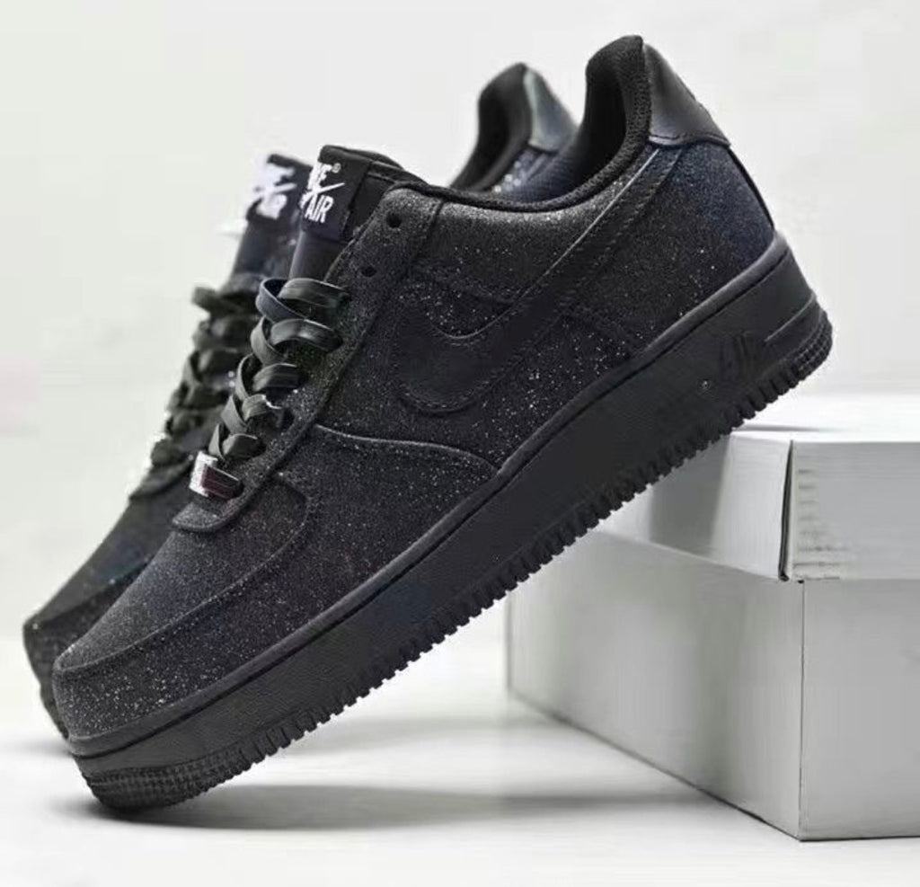 Scarpe Nike Air Force 1 brillantinate (unisex)