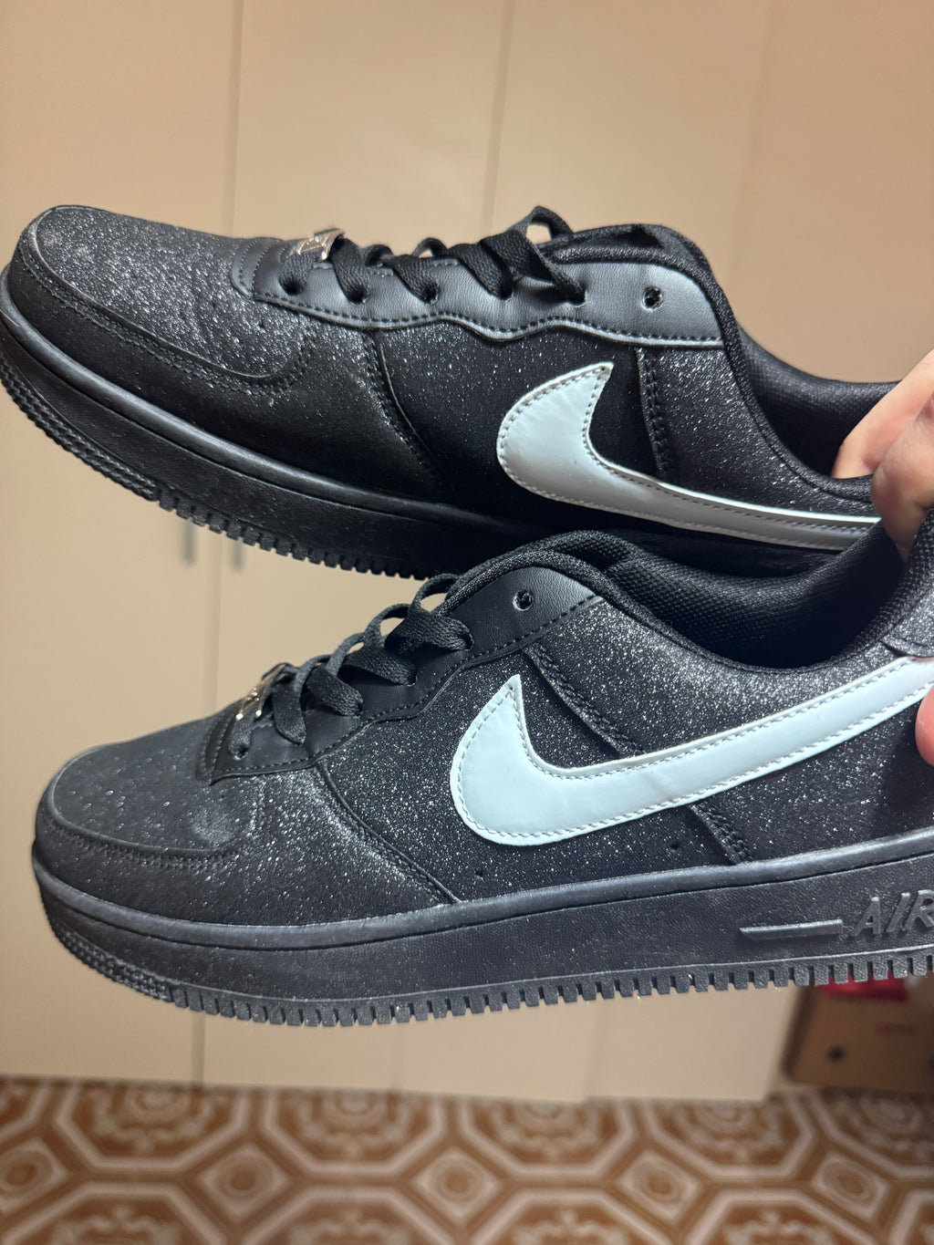 Scarpe Nike Air Force 1 brillantinate (unisex)
