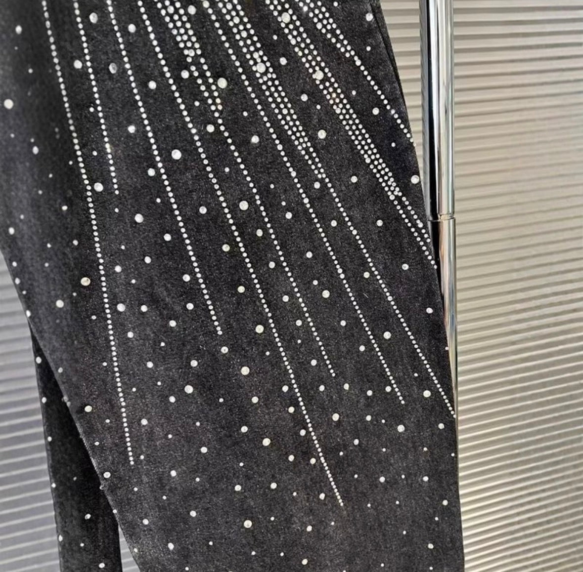 Pantaloni alla moda